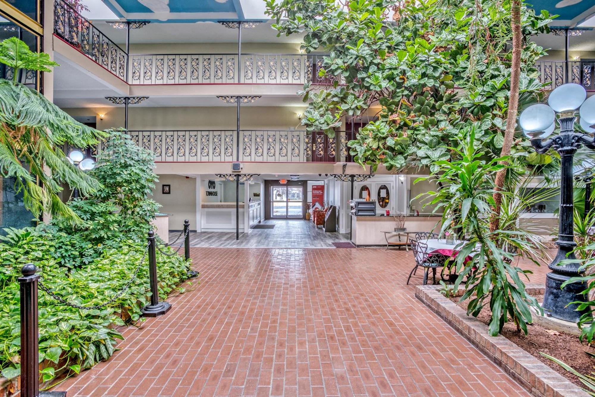 Hotel Oyo Townhouse Tulsa Woodland Hills Zewnętrze zdjęcie