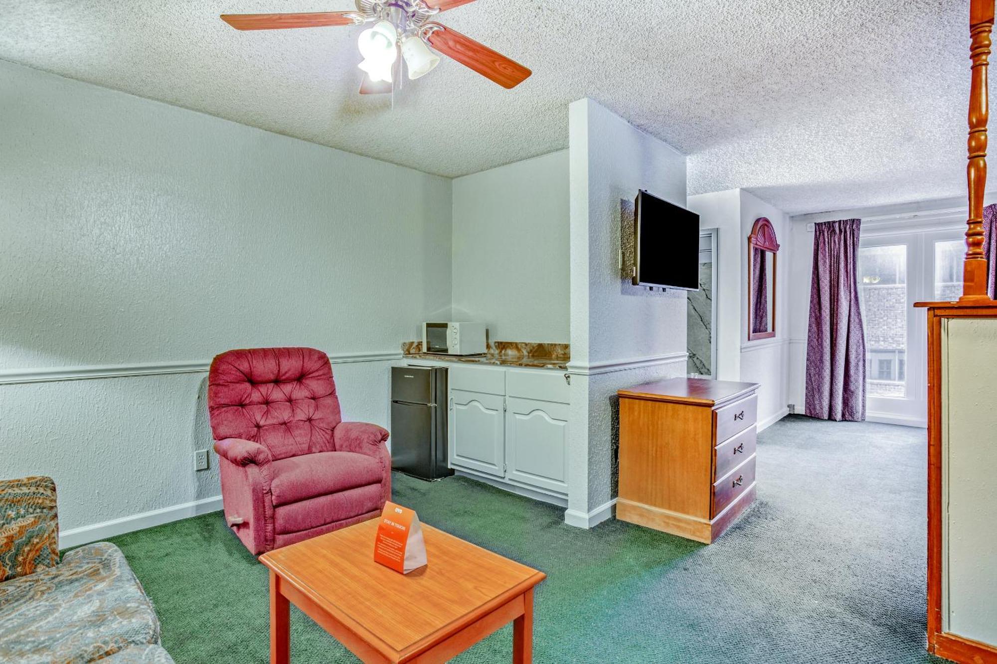 Hotel Oyo Townhouse Tulsa Woodland Hills Zewnętrze zdjęcie