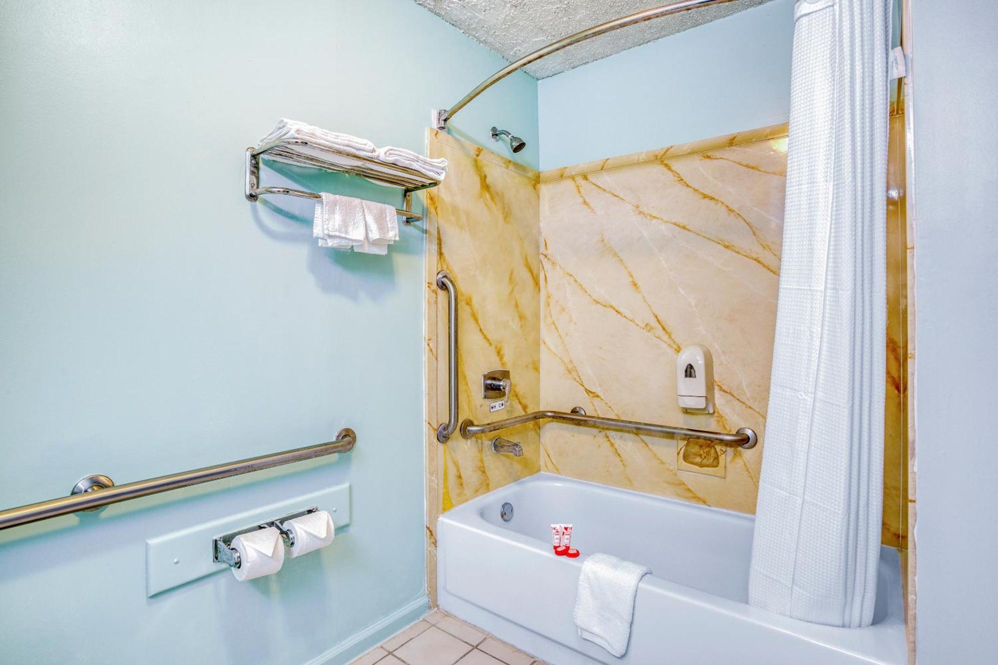 Hotel Oyo Townhouse Tulsa Woodland Hills Zewnętrze zdjęcie