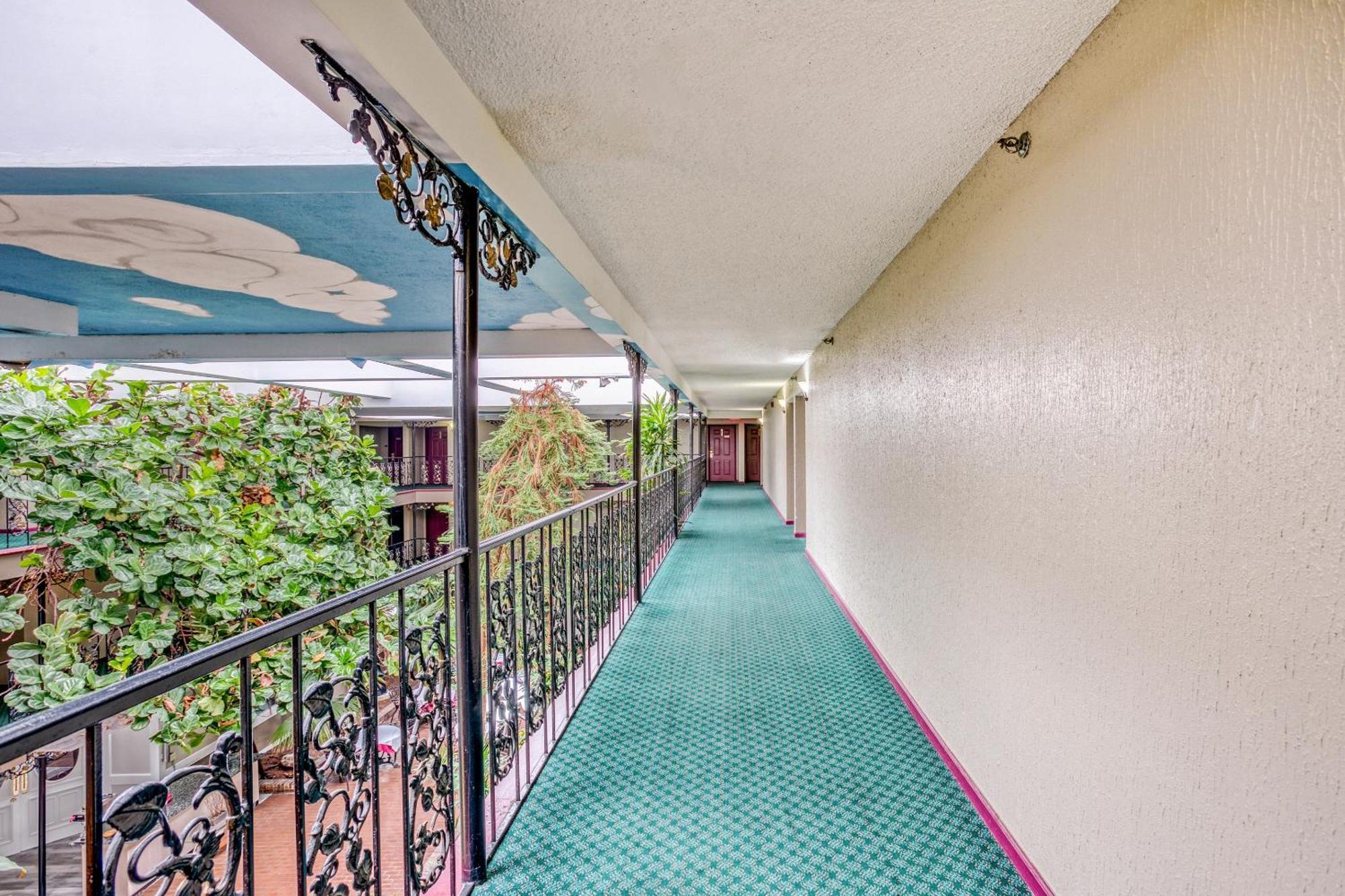 Hotel Oyo Townhouse Tulsa Woodland Hills Zewnętrze zdjęcie